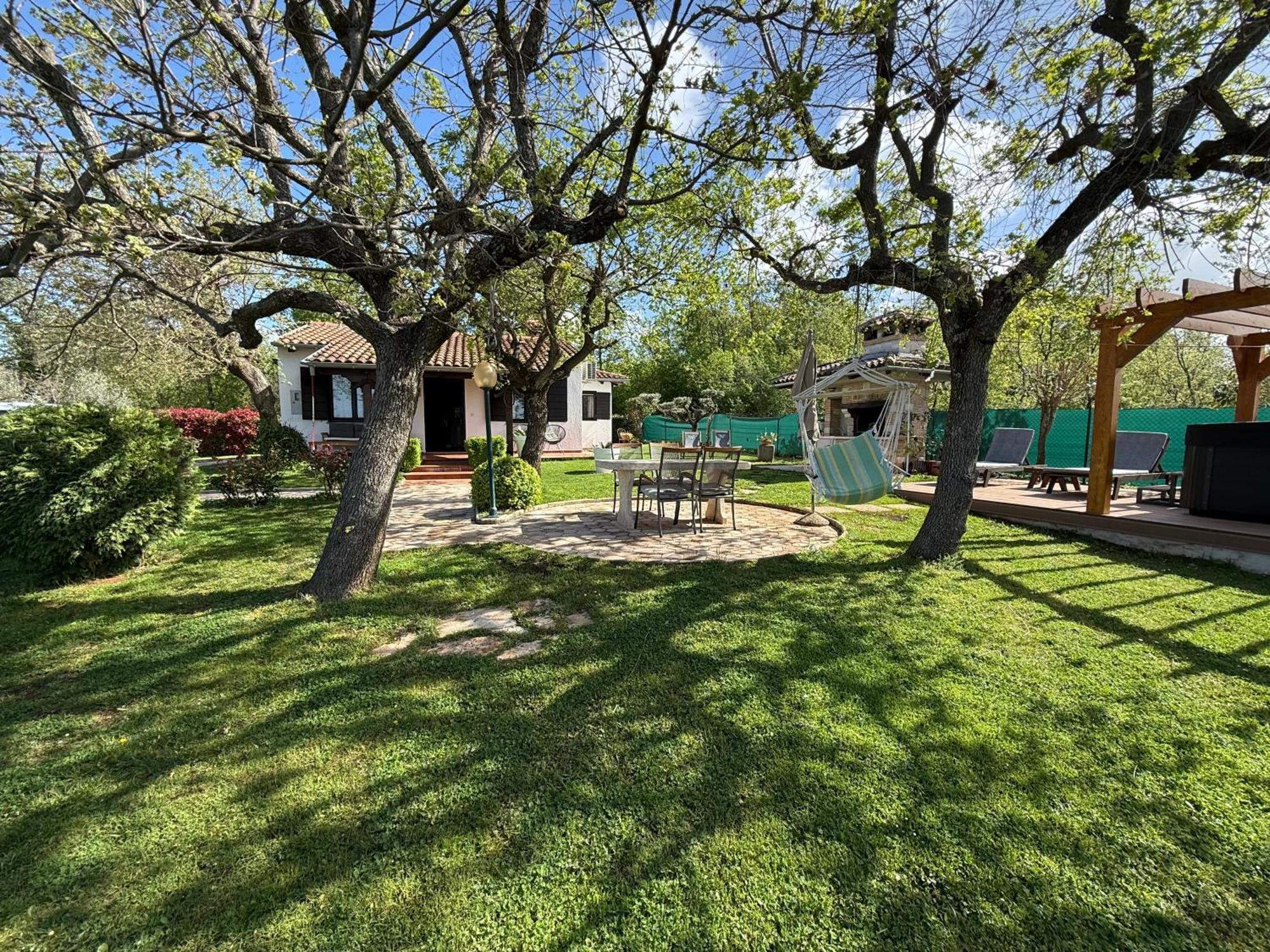 Holiday Home Sergo Πόρετς Εξωτερικό φωτογραφία