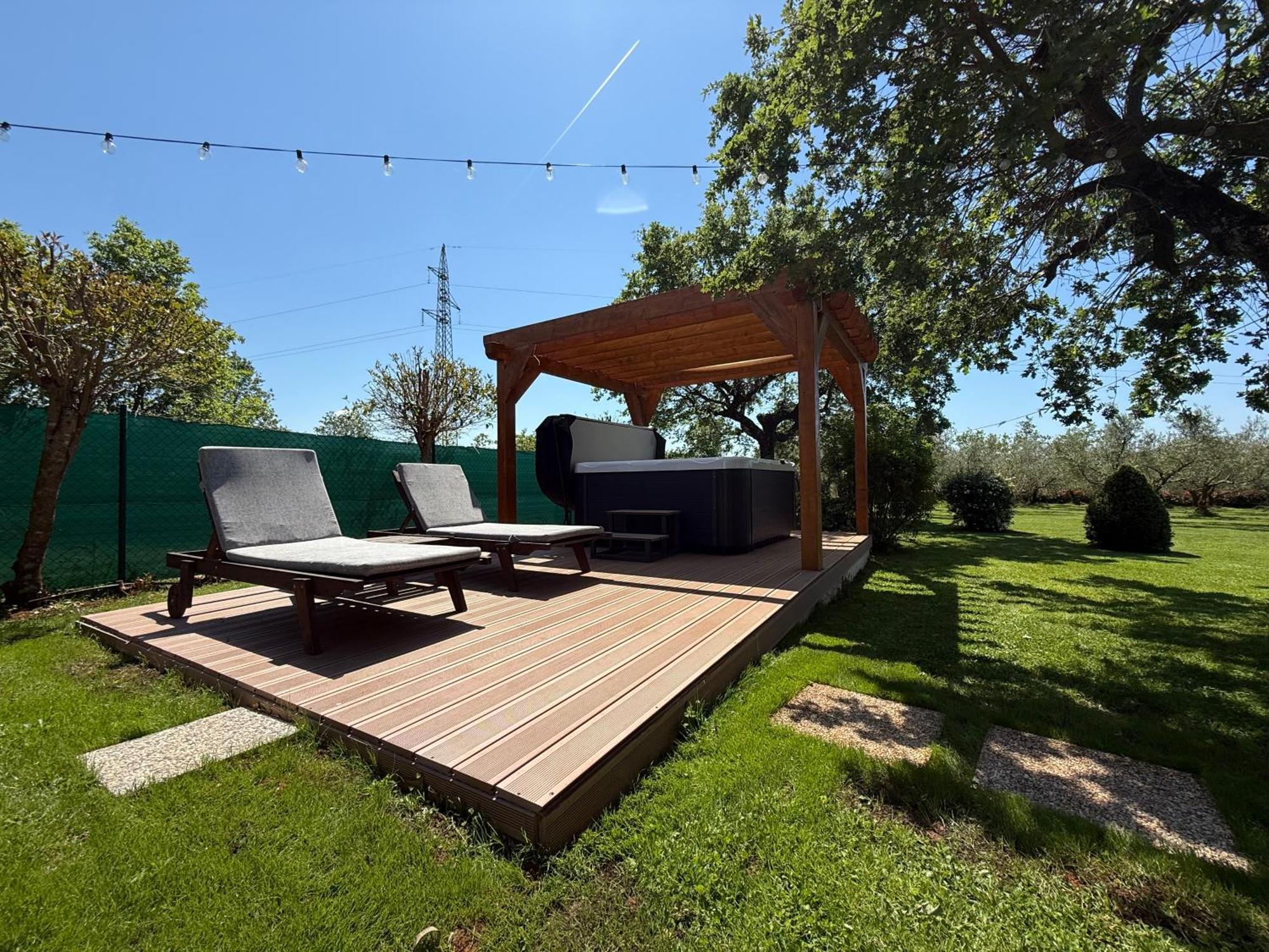 Holiday Home Sergo Πόρετς Εξωτερικό φωτογραφία