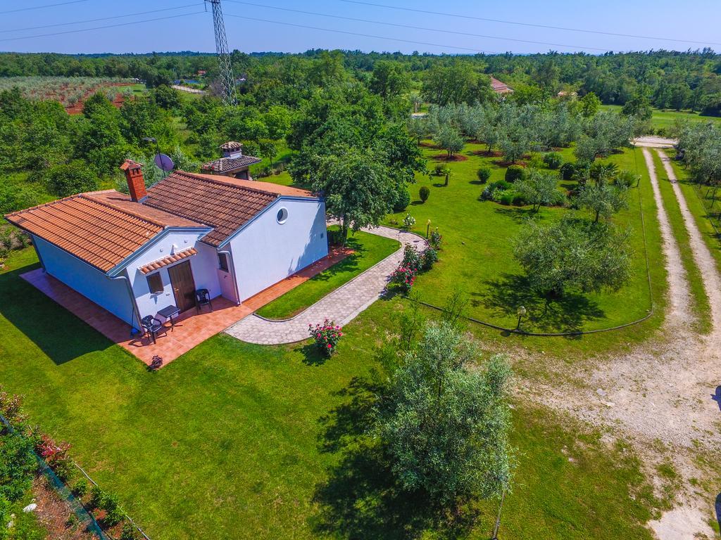 Holiday Home Sergo Πόρετς Εξωτερικό φωτογραφία