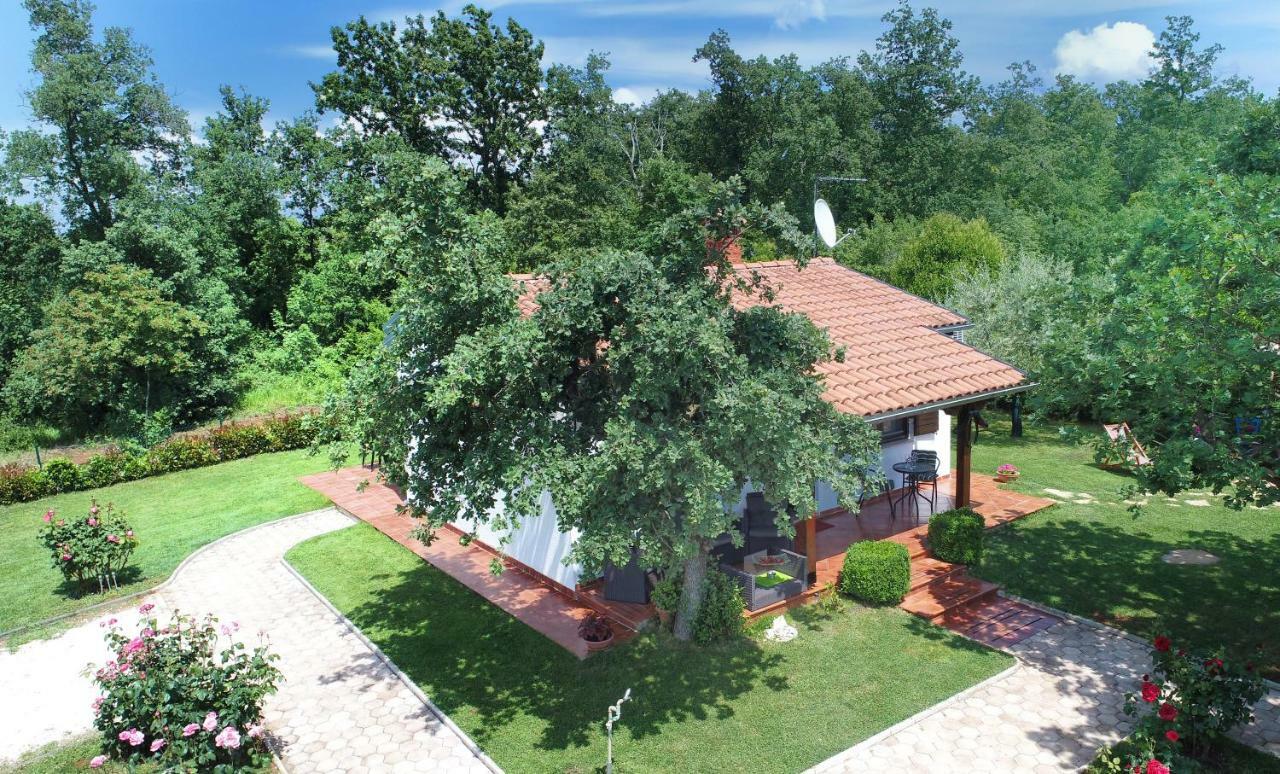 Holiday Home Sergo Πόρετς Εξωτερικό φωτογραφία