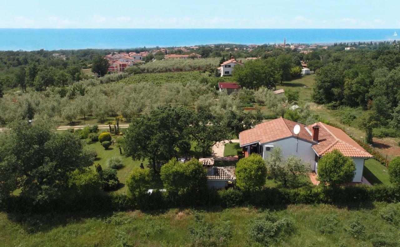 Holiday Home Sergo Πόρετς Εξωτερικό φωτογραφία